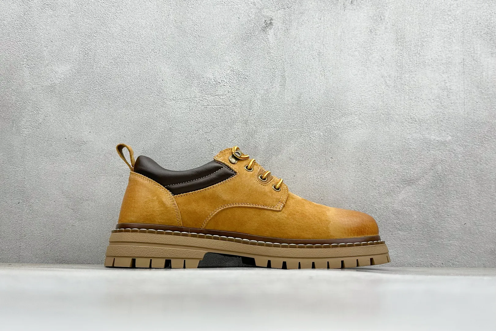 🐲💰 560 support store Timberland/Timberland classic outdoor low-top work casual shoes, classic re-upgraded, Guangdong factory quality, original box and original packaging, the fabric is made of Italian 🇮🇹 top-grade frosted cowhide, with anti-odor and anti-corrosion genuine leather latex insoles, giving you a perfect wearing experience, high quality and durable, a must-have for sportsmen, specializes in looking good, high-quality and first-class foot feel, exclusive supply Item number: TB73533 Size: 39-44 (one size larger)